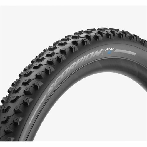 Fedél Scorpion™ XC  Pirelli S 29  Fekete